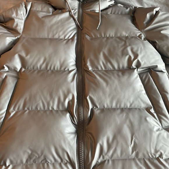 Rains Long Water-Resistant Thermal Puffer - Picture 12 of 17